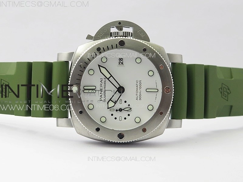 PAM1226 Y VSF 1:1 Best Edition White Dial on Green Rubber Strap P.900 Super Clone